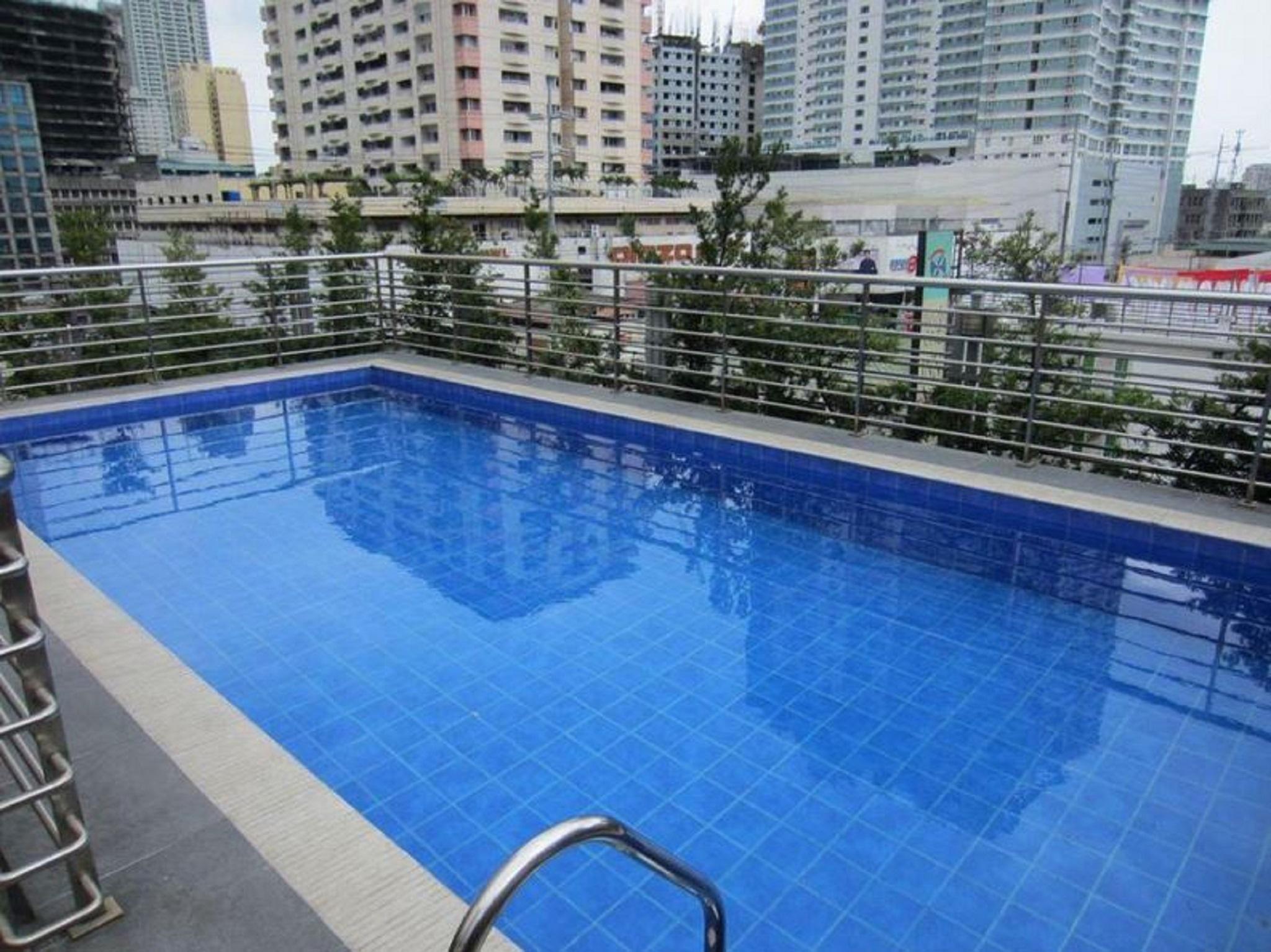Herald Suites Makati City Extérieur photo
