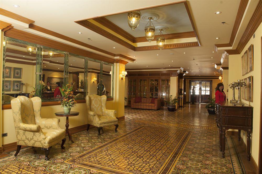 Herald Suites Makati City Extérieur photo