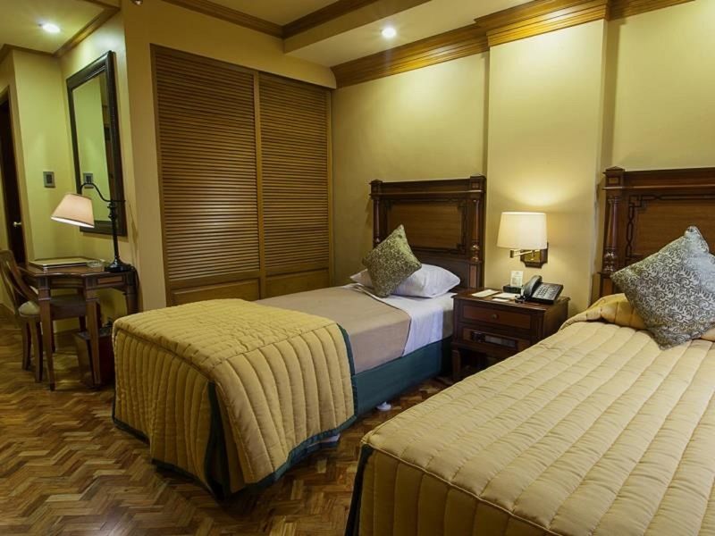 Herald Suites Makati City Extérieur photo